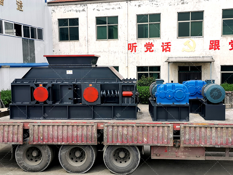 青石和河卵石哪個(gè)制砂好？用對(duì)輥破碎機(jī)怎么樣？